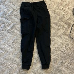 women's cargo joggers